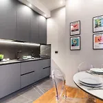 公寓 Luxury House -